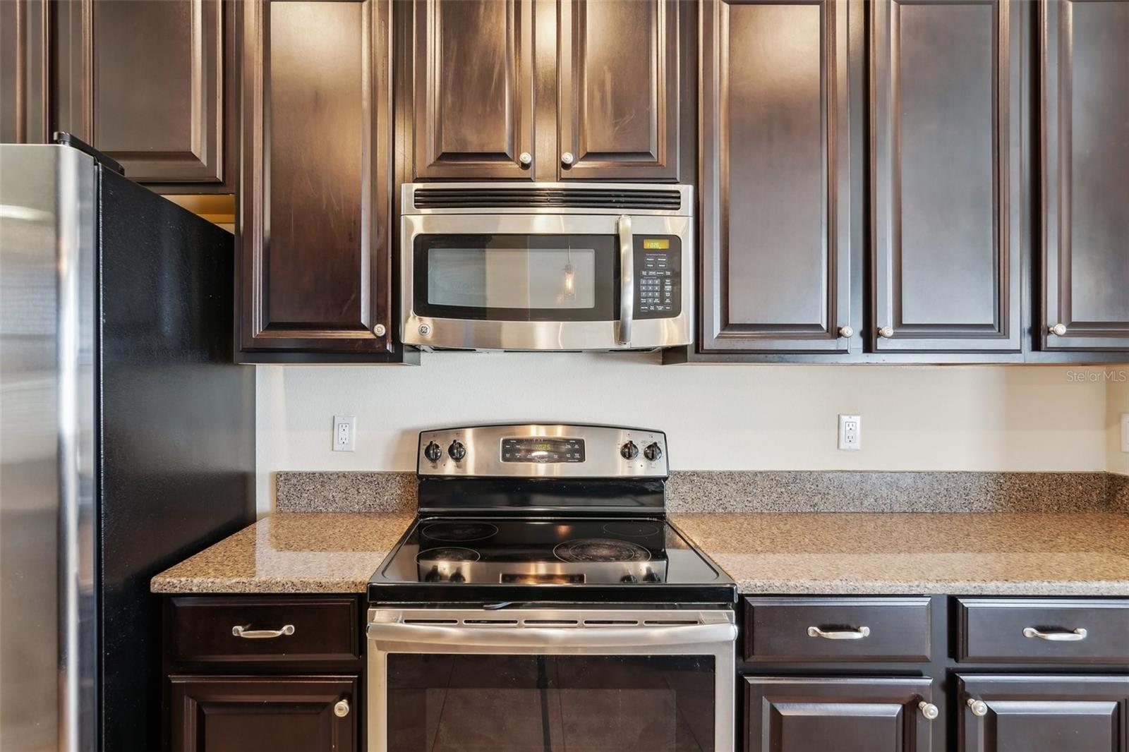 2332 DOVESONG TRACE DR, RUSKIN, FL, 33570