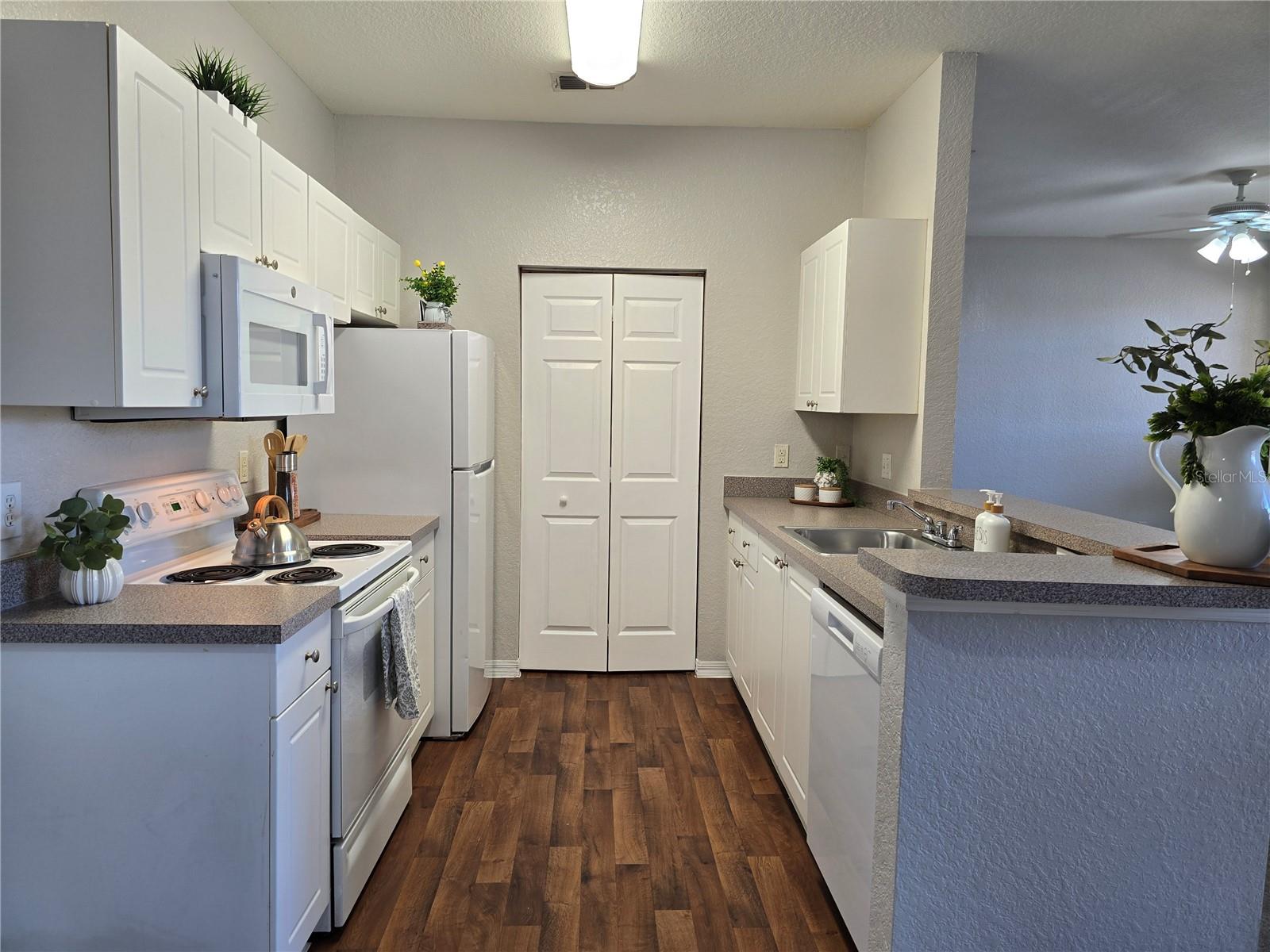 877 GRAND REGENCY PT #102, ALTAMONTE SPRINGS, FL, 32714