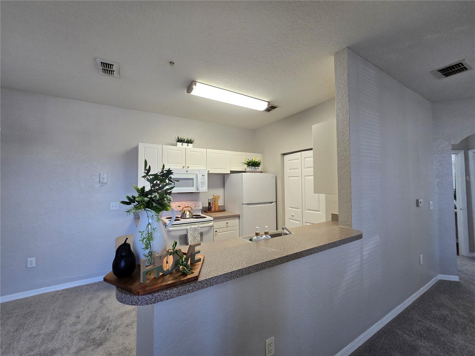 877 GRAND REGENCY PT #102, ALTAMONTE SPRINGS, FL, 32714