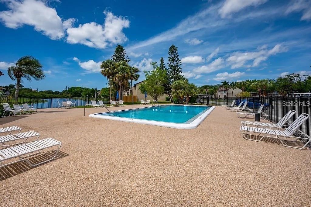 2625 PINE LAKE TER #B, SARASOTA, FL, 34237