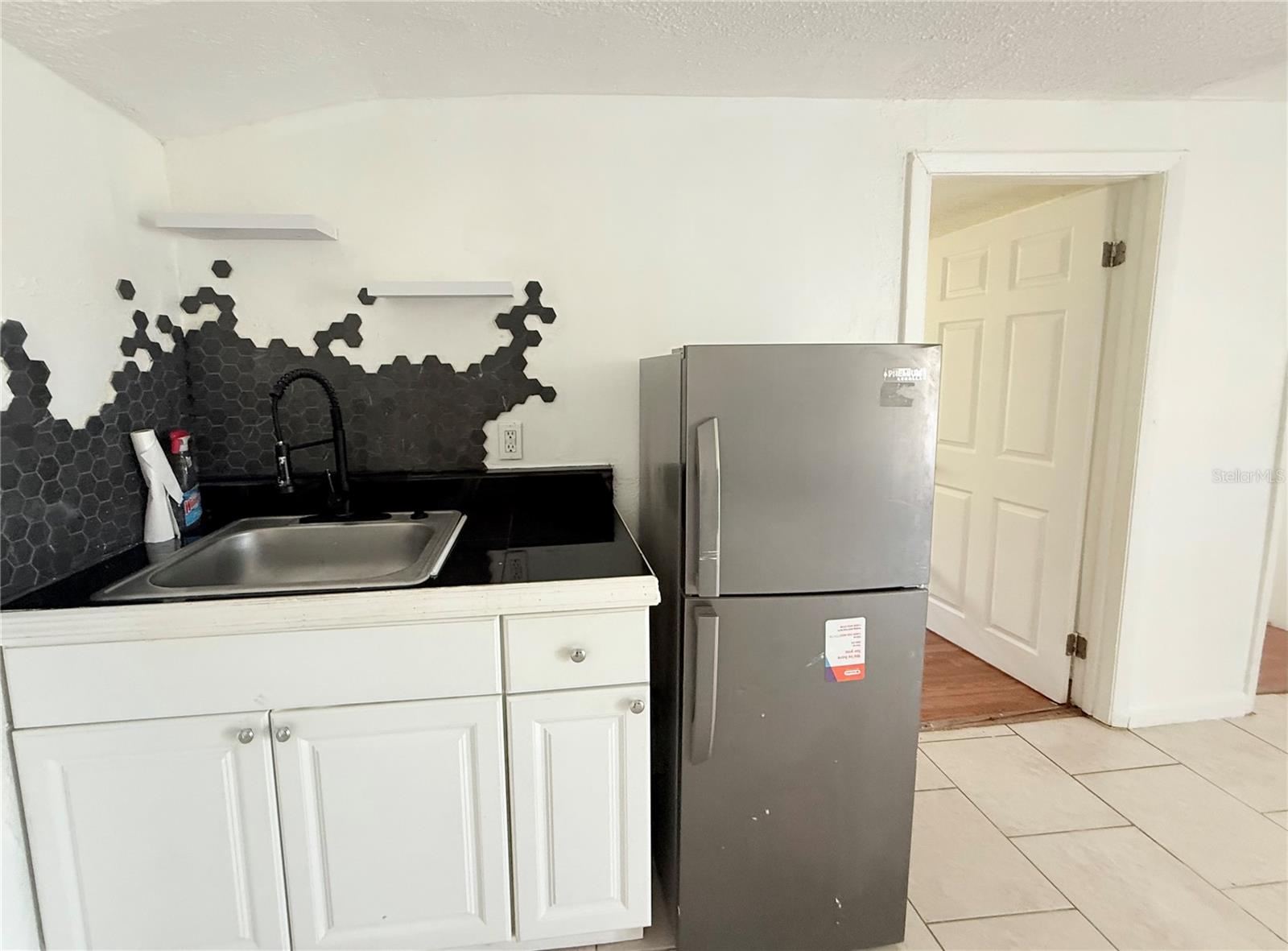 1652 31ST AVE N, ST PETERSBURG, FL, 33713