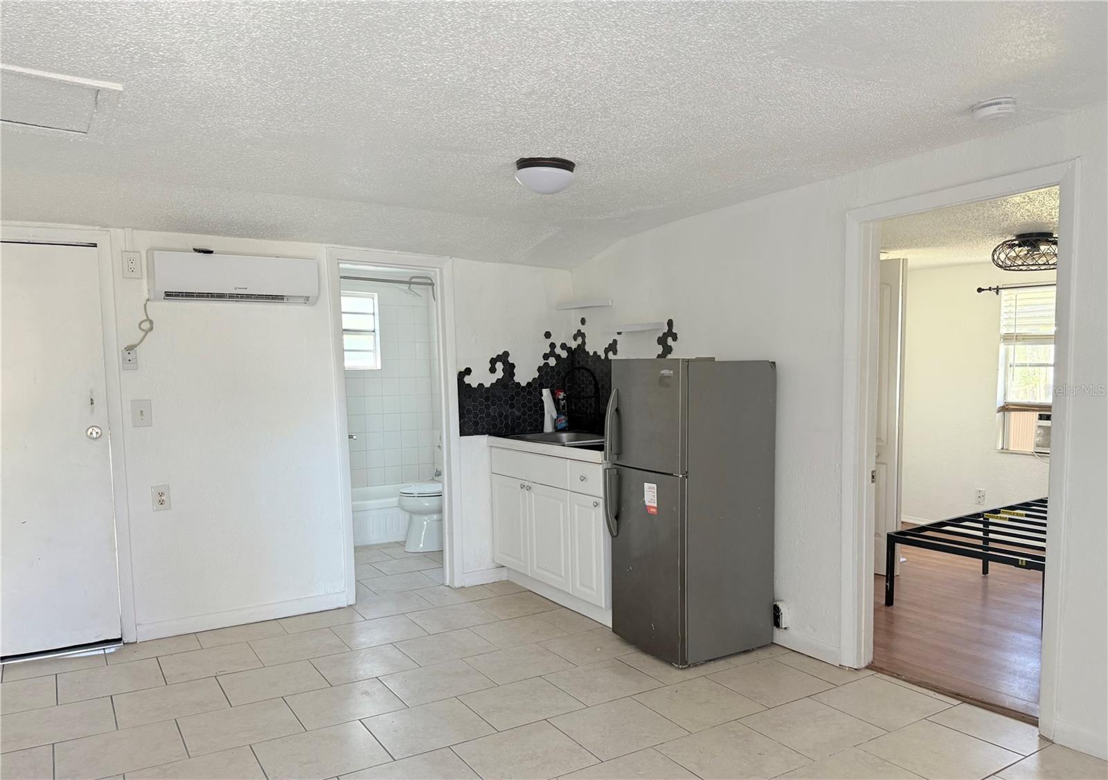 1652 31ST AVE N, ST PETERSBURG, FL, 33713