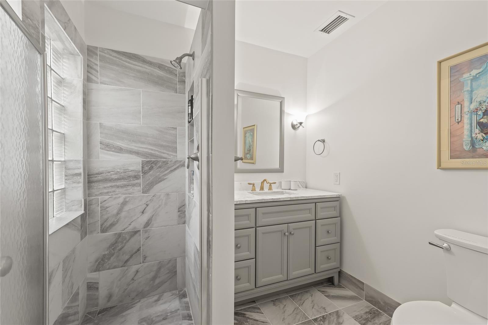 615 14TH AVE NE, ST PETERSBURG, FL, 33701