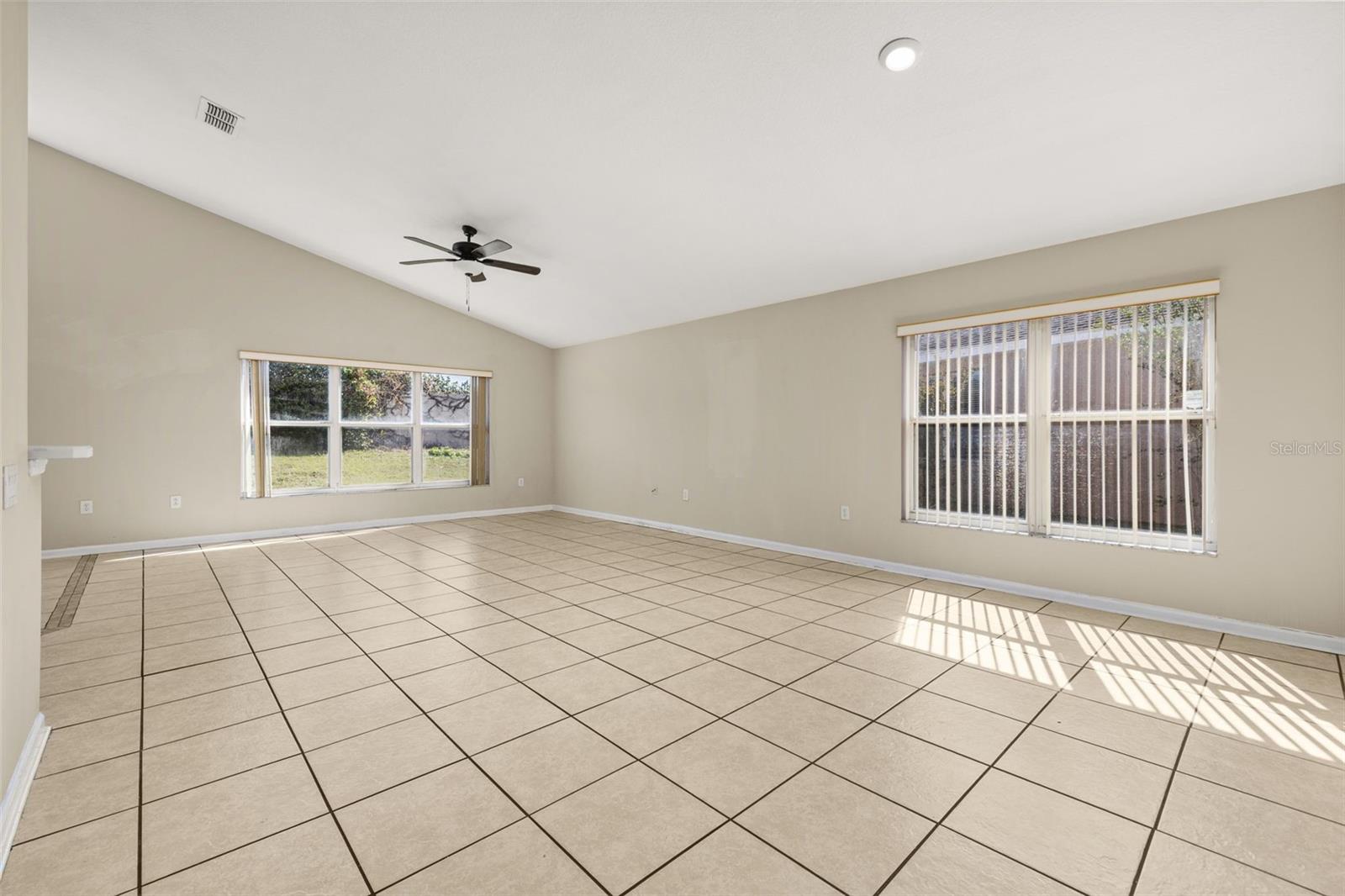 3145 STONEHURST CIR, KISSIMMEE, FL, 34741