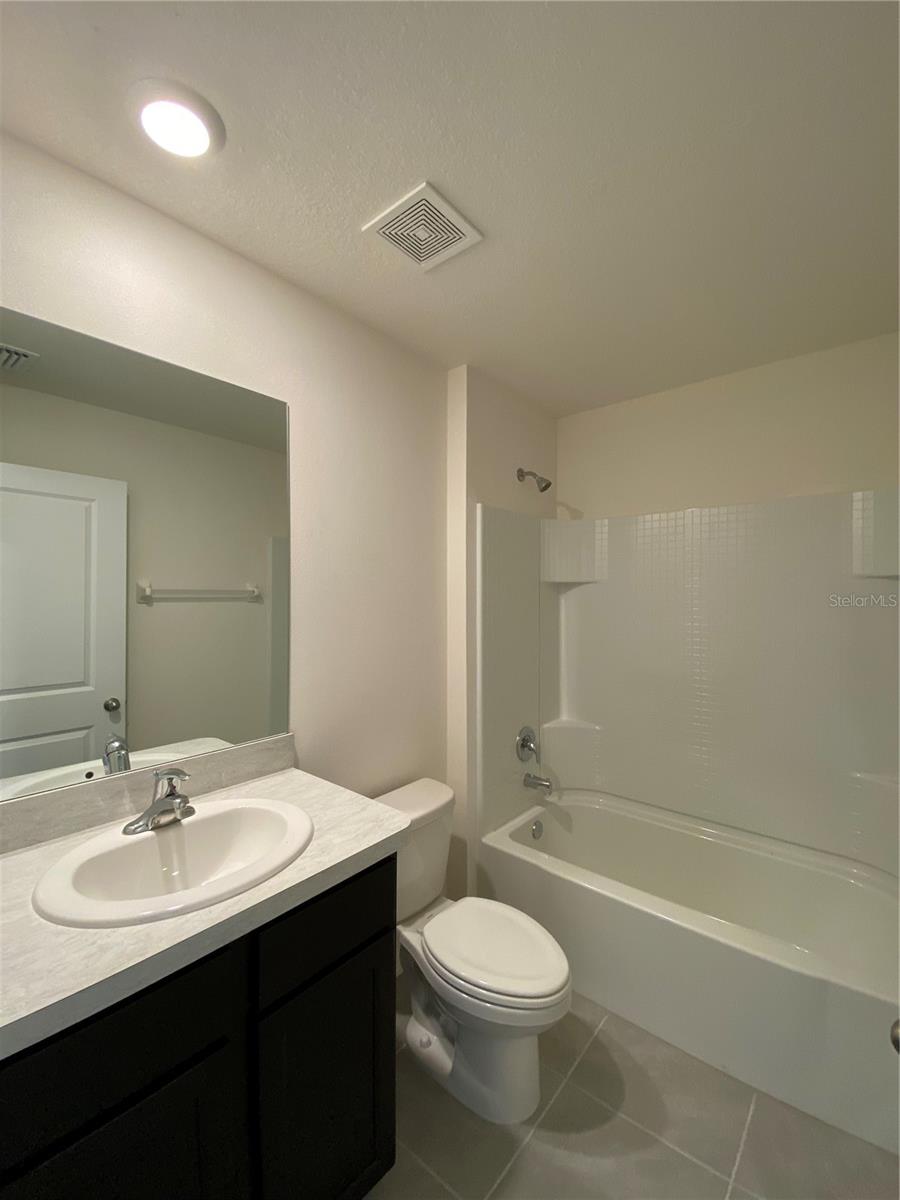 2103 NW 246 TER, NEWBERRY, FL, 32669
