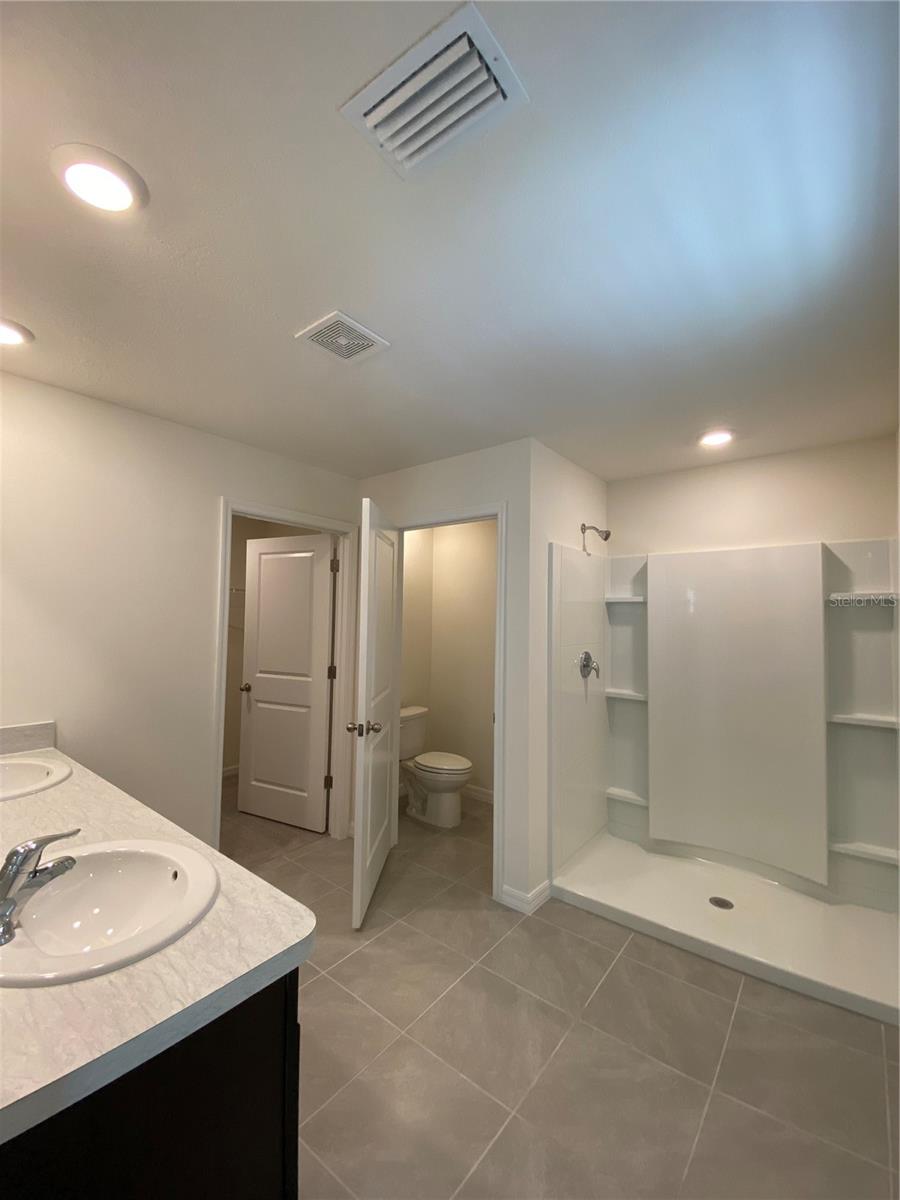 2103 NW 246 TER, NEWBERRY, FL, 32669