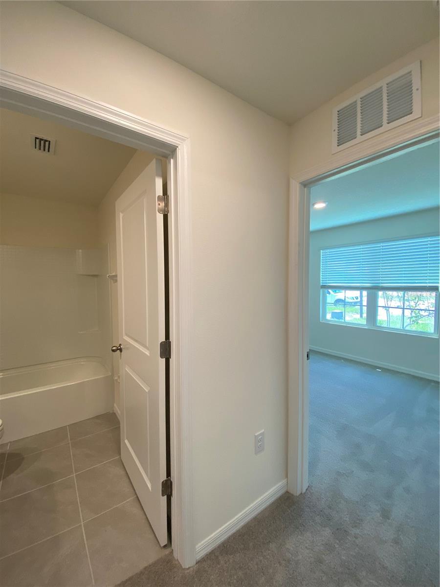 2103 NW 246 TER, NEWBERRY, FL, 32669