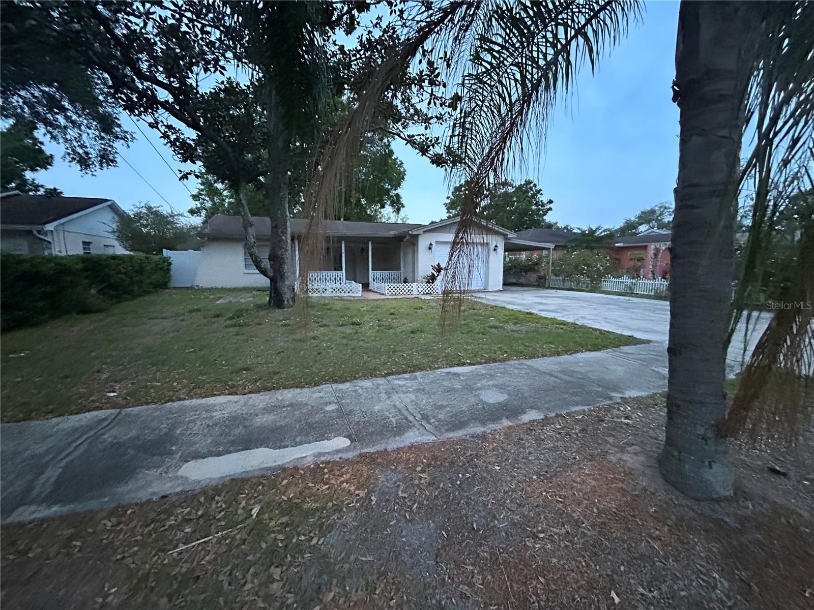 1912 W CLINTON ST, TAMPA, FL, 33604