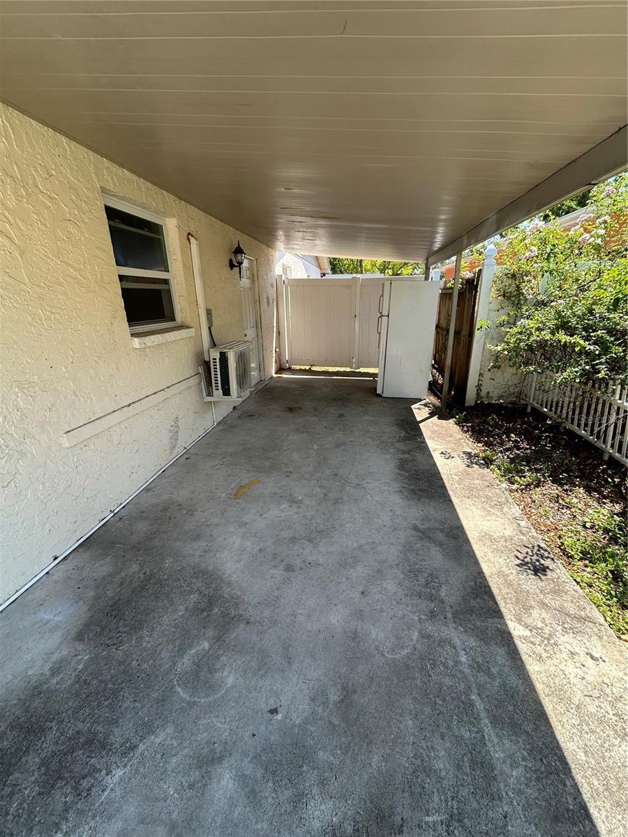 1912 W CLINTON ST, TAMPA, FL, 33604