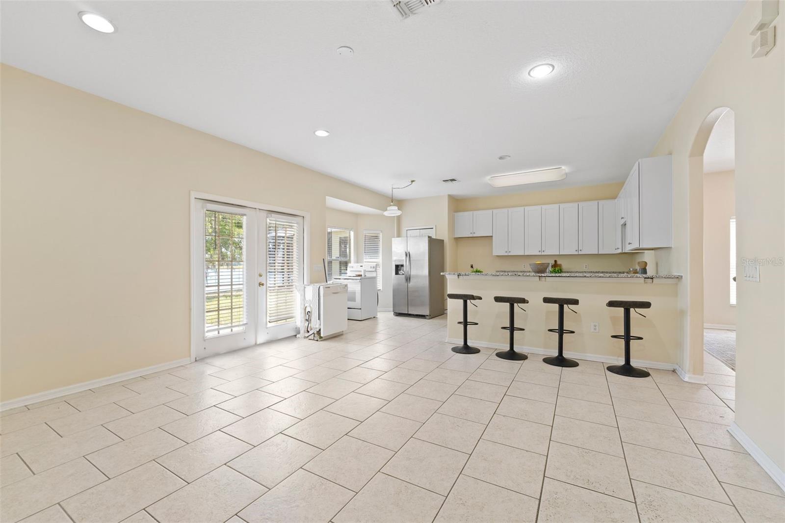 13525 MIRROR LAKE DR, ORLANDO, FL, 32828