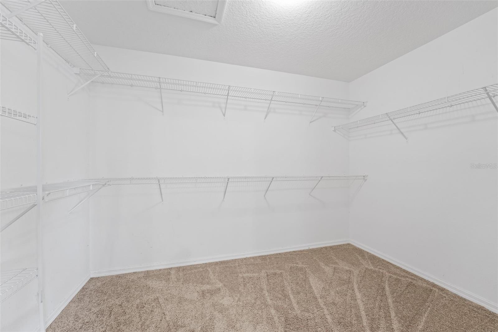 13525 MIRROR LAKE DR, ORLANDO, FL, 32828