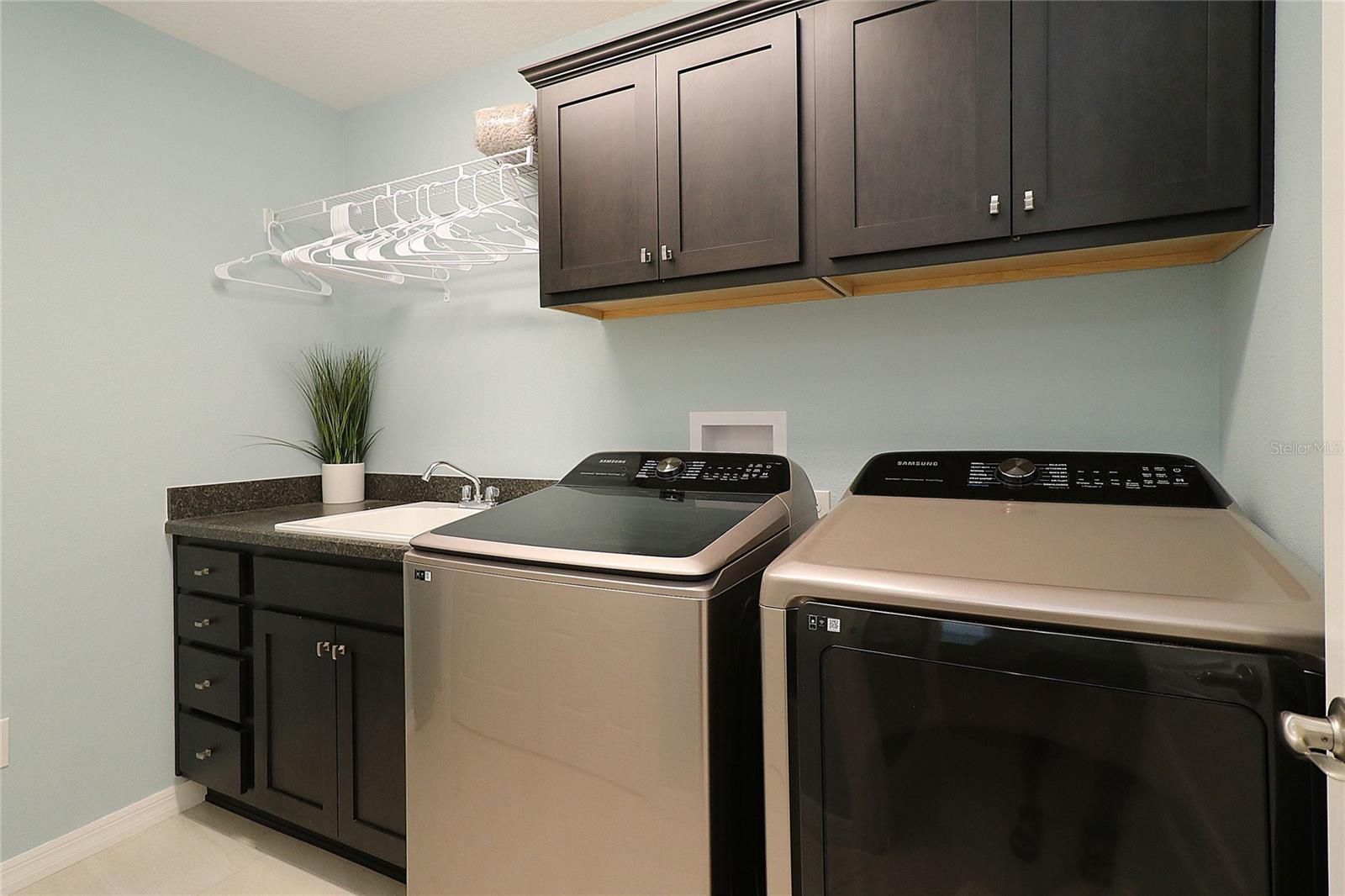 886 HUBBARD LOOP, THE VILLAGES, FL, 32163