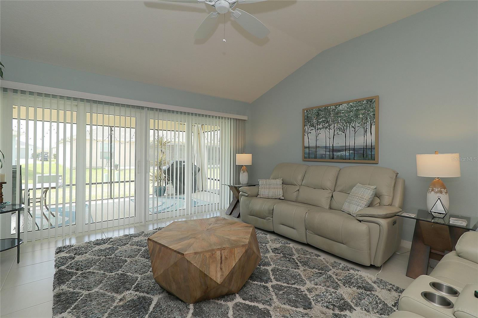 886 HUBBARD LOOP, THE VILLAGES, FL, 32163