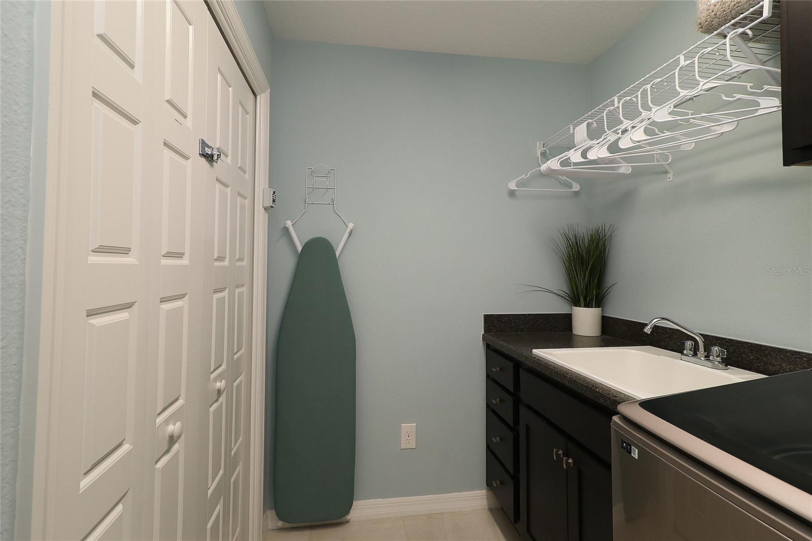 886 HUBBARD LOOP, THE VILLAGES, FL, 32163