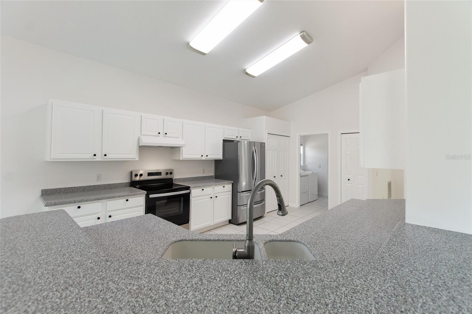 106 MOSSY OAK DR, DAVENPORT, FL, 33837
