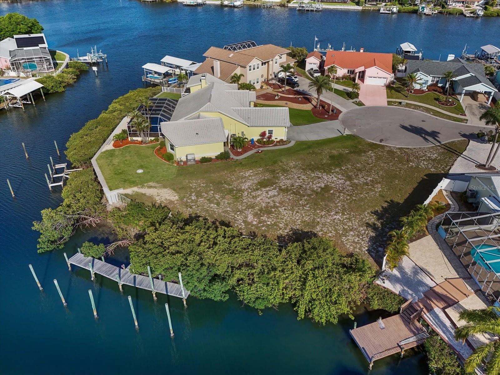 6646 DOLPHIN COVE DR, APOLLO BEACH, FL, 33572
