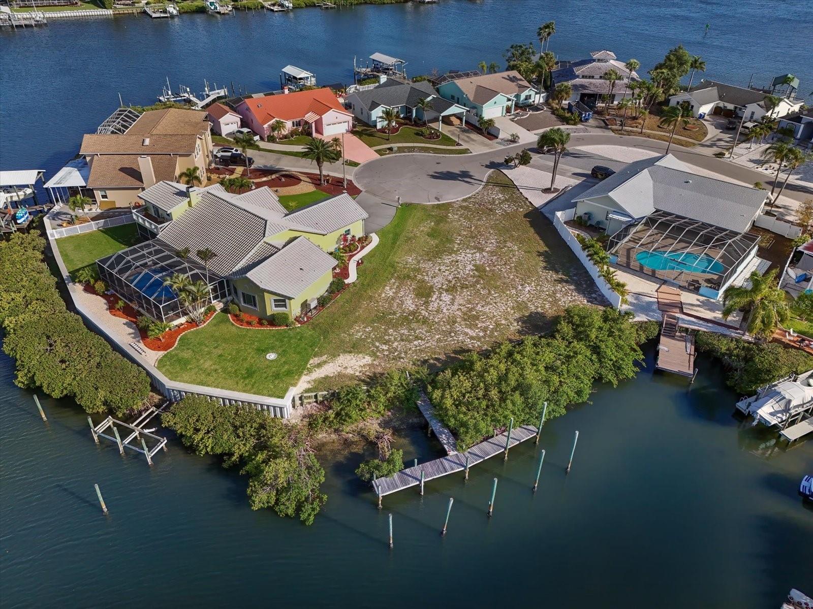 6646 DOLPHIN COVE DR, APOLLO BEACH, FL, 33572