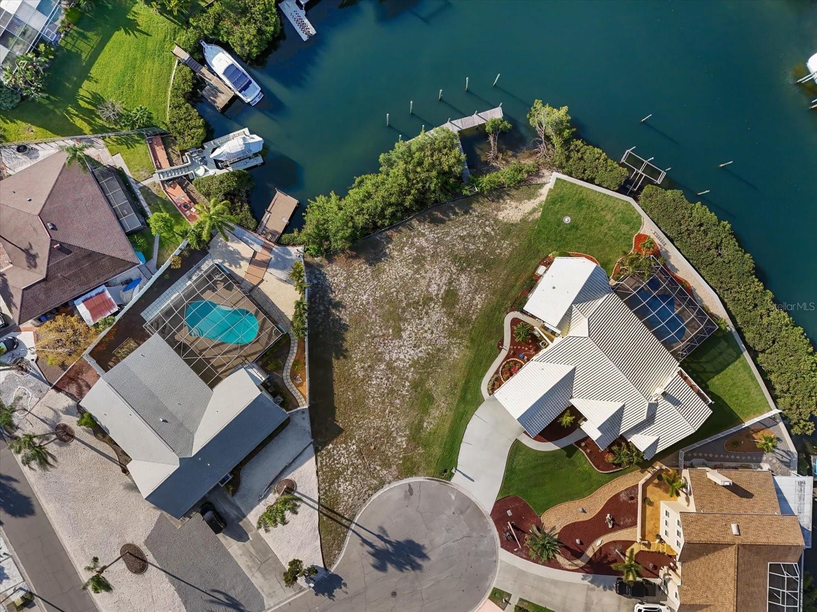 6646 DOLPHIN COVE DR, APOLLO BEACH, FL, 33572