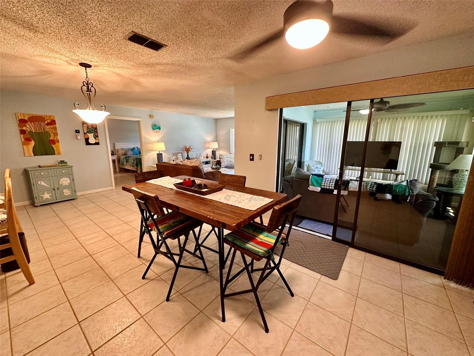 2753 COUNTRYSIDE BLVD #105, CLEARWATER, FL, 33761