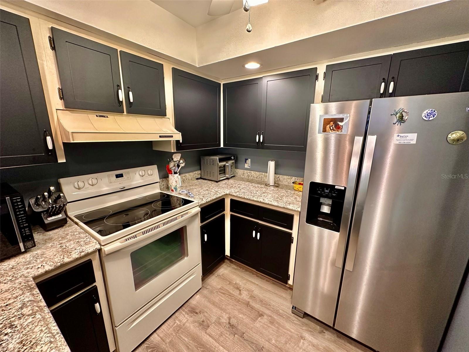 2753 COUNTRYSIDE BLVD #105, CLEARWATER, FL, 33761