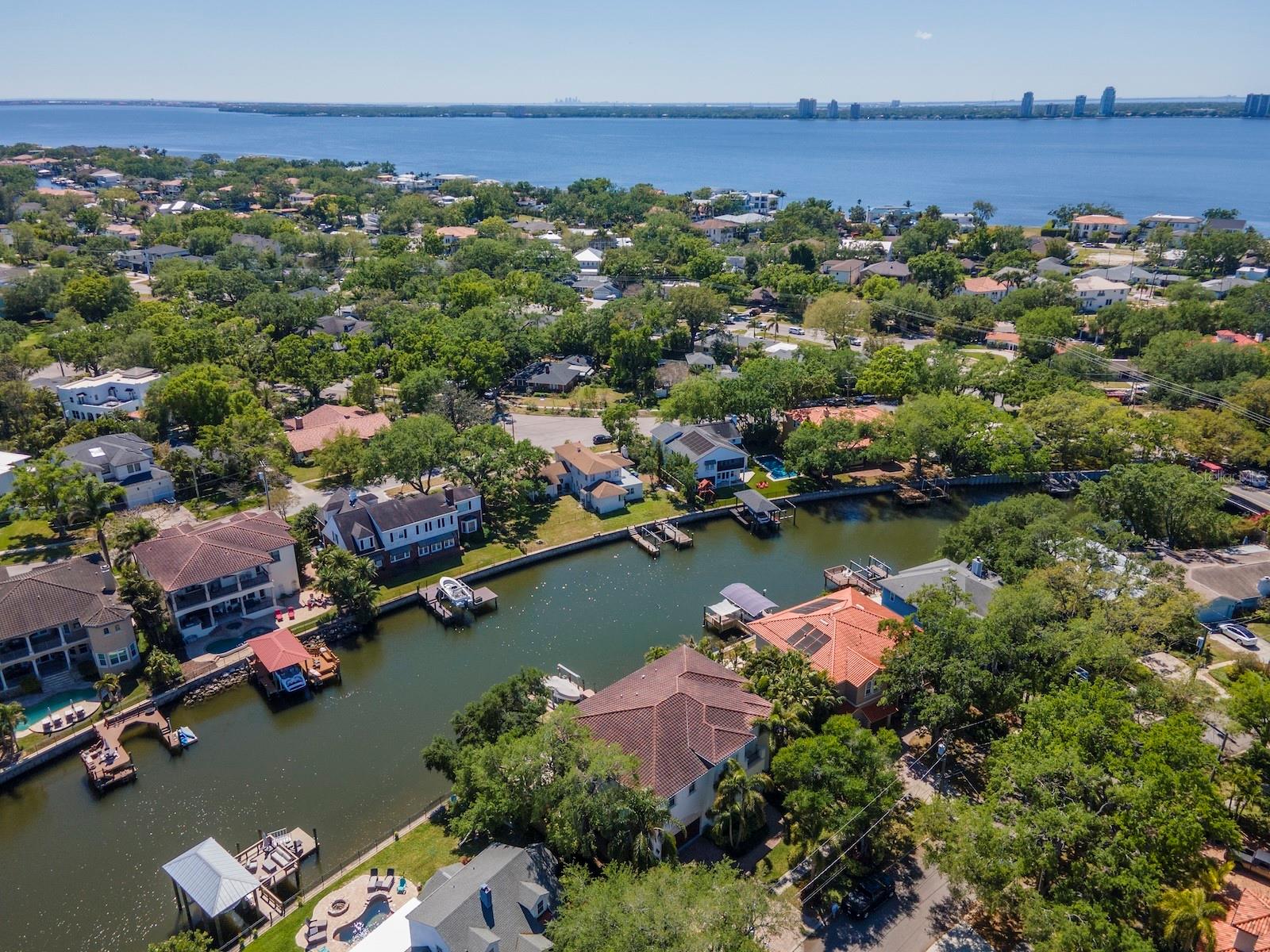 511 ERIE AVE, TAMPA, FL, 33606