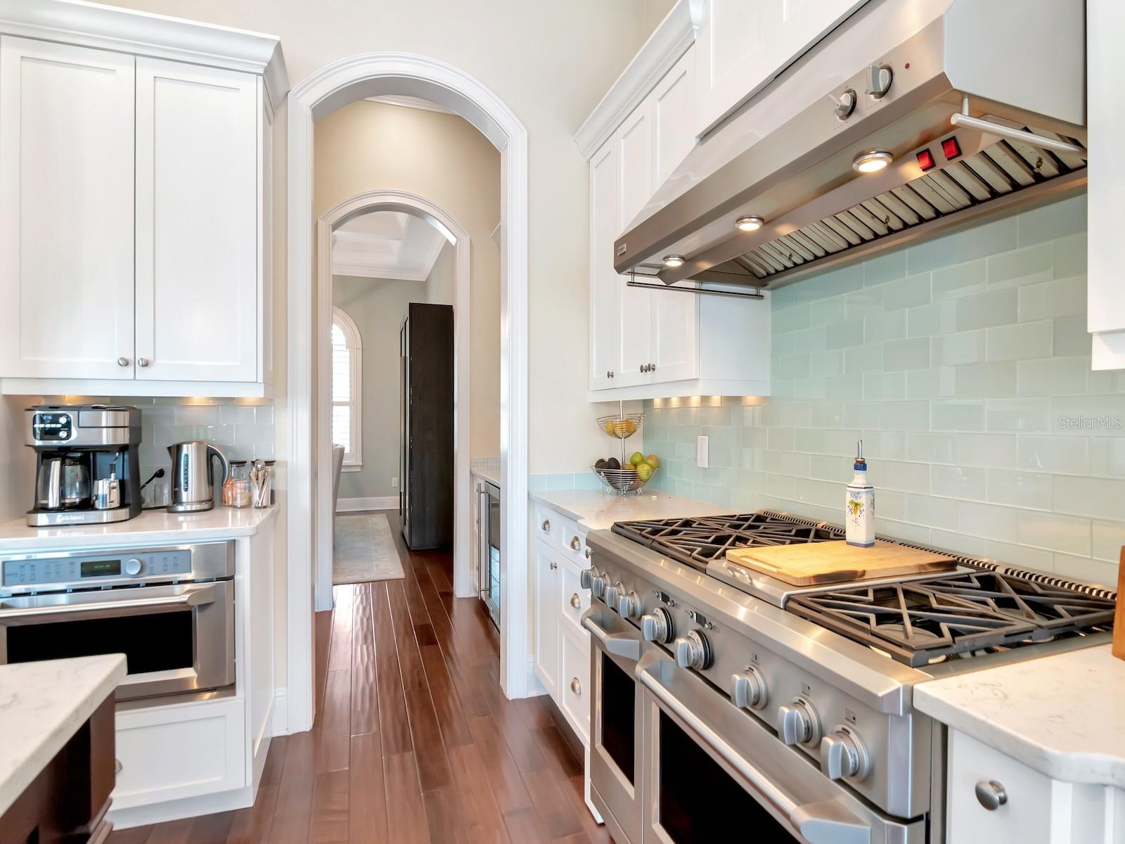 511 ERIE AVE, TAMPA, FL, 33606