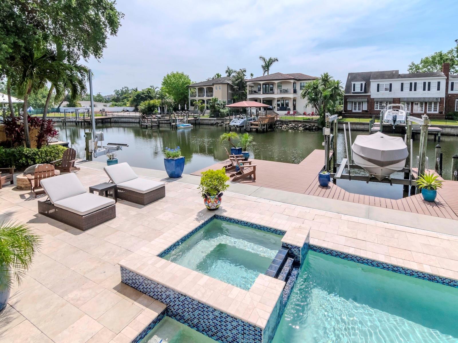 511 ERIE AVE, TAMPA, FL, 33606