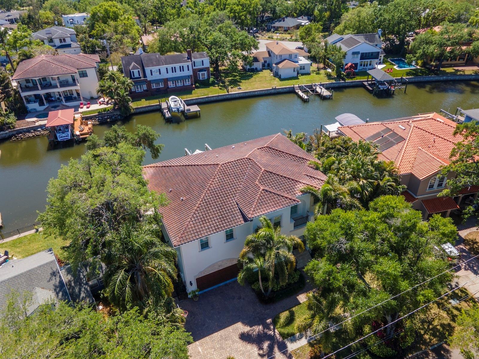 511 ERIE AVE, TAMPA, FL, 33606