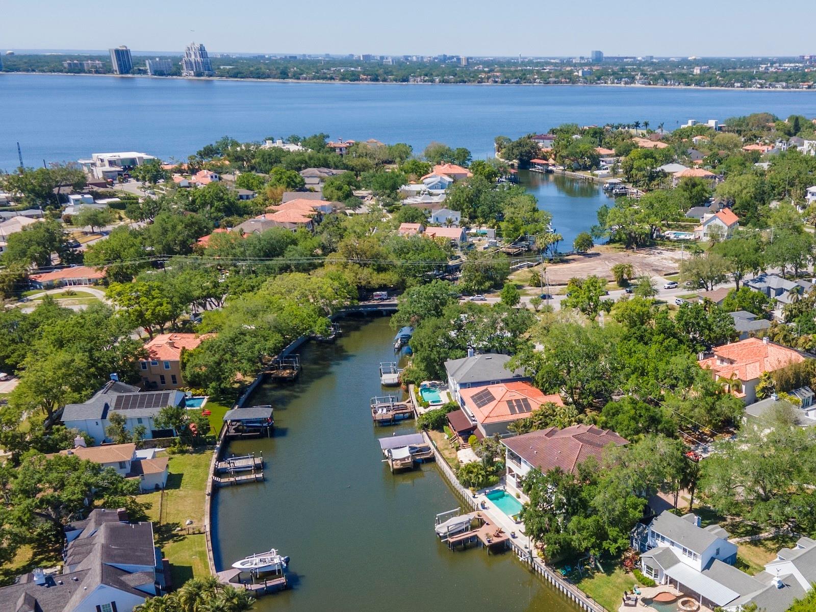 511 ERIE AVE, TAMPA, FL, 33606