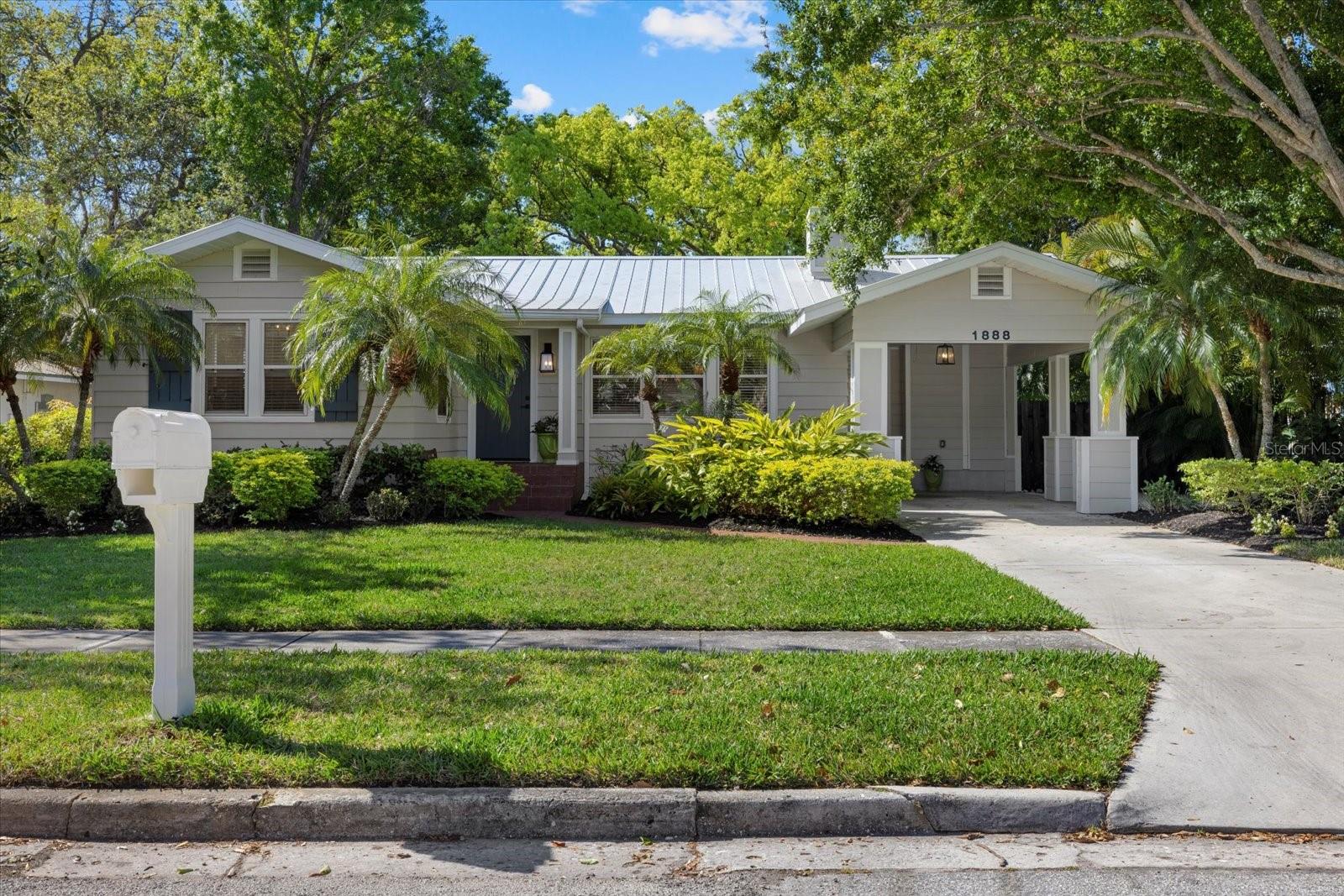 1888 BOYCE ST, SARASOTA, FL, 34239