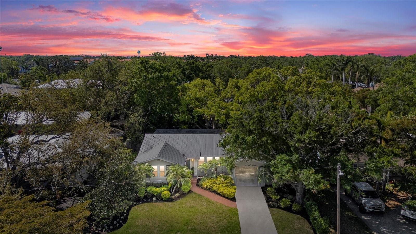 1888 BOYCE ST, SARASOTA, FL, 34239