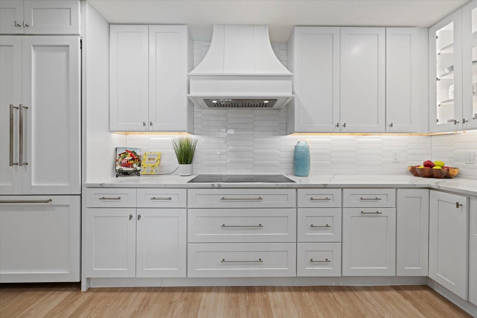 1888 BOYCE ST, SARASOTA, FL, 34239