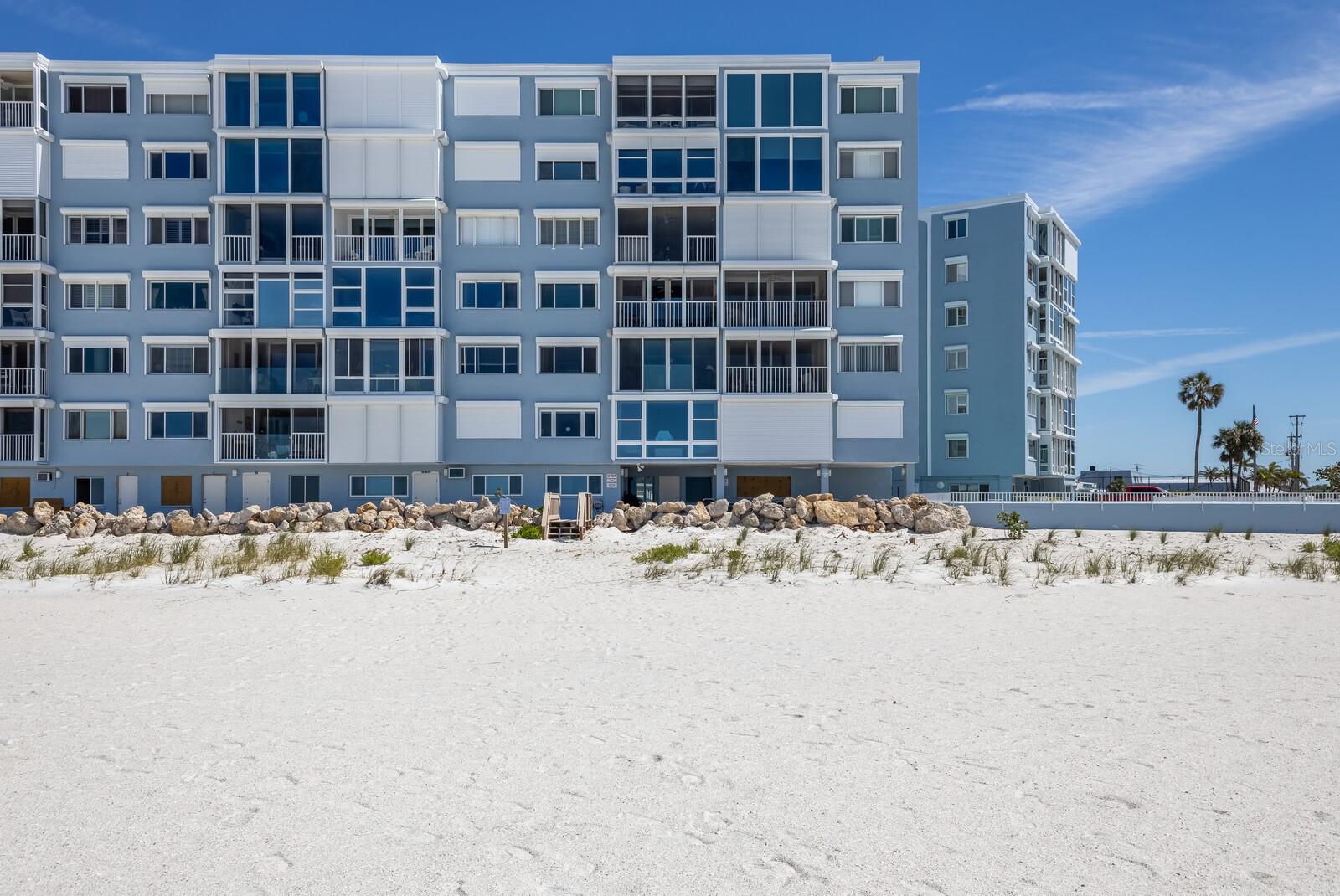 5300 GULF DR #204, HOLMES BEACH, FL, 34217