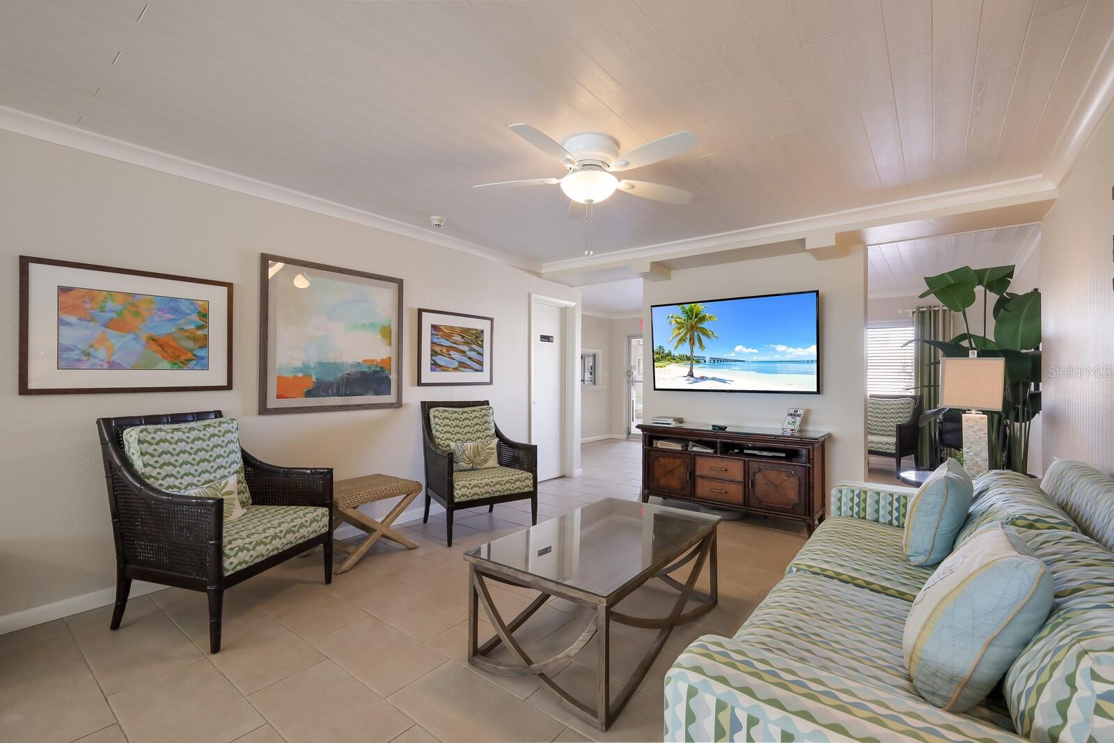 5300 GULF DR #204, HOLMES BEACH, FL, 34217