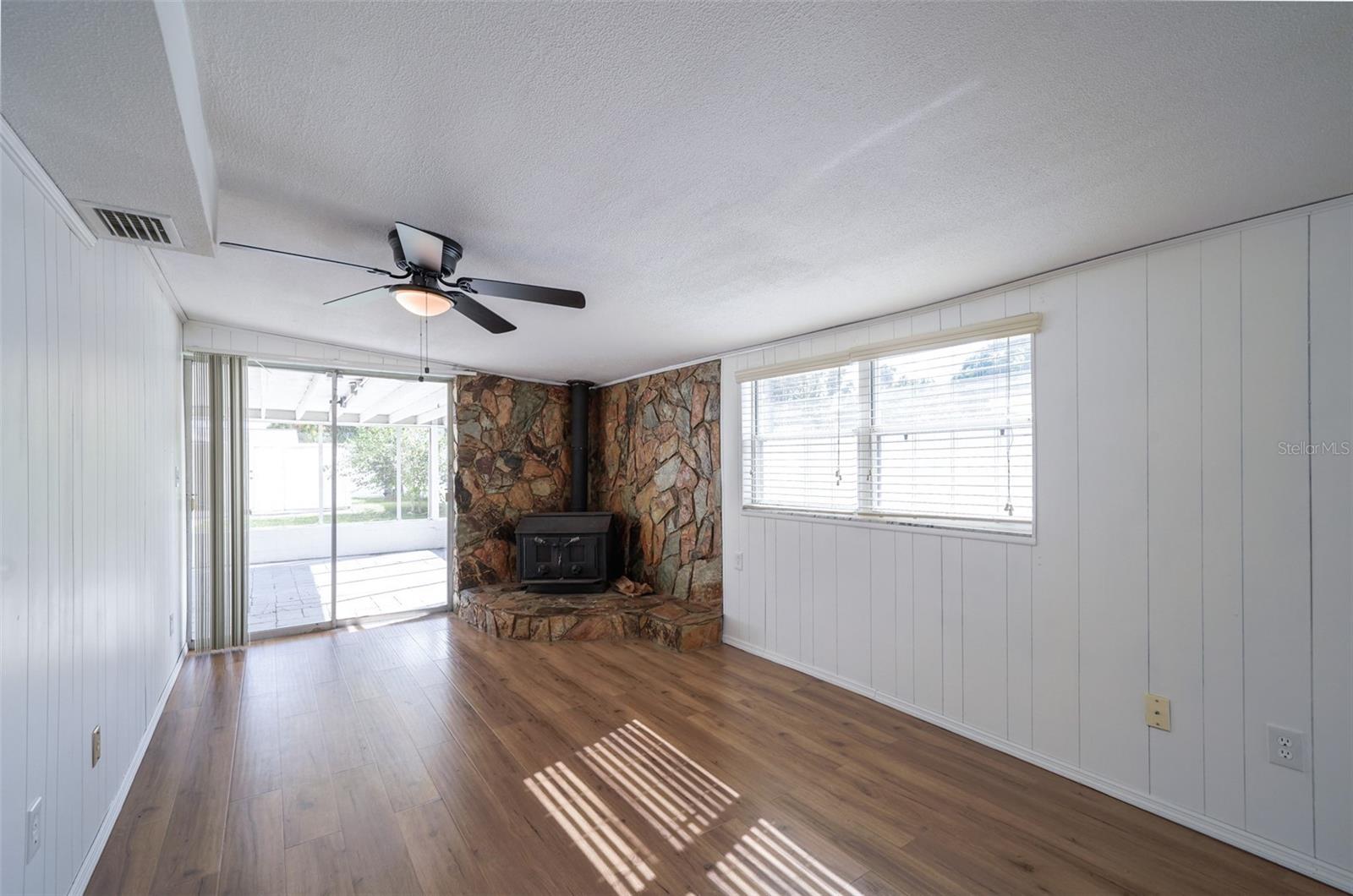 2936 39TH AVE N, ST PETERSBURG, FL, 33714