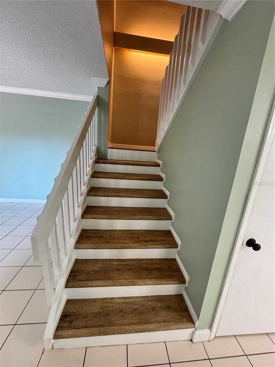 15311 W POND WOODS DR, TAMPA, FL, 33618