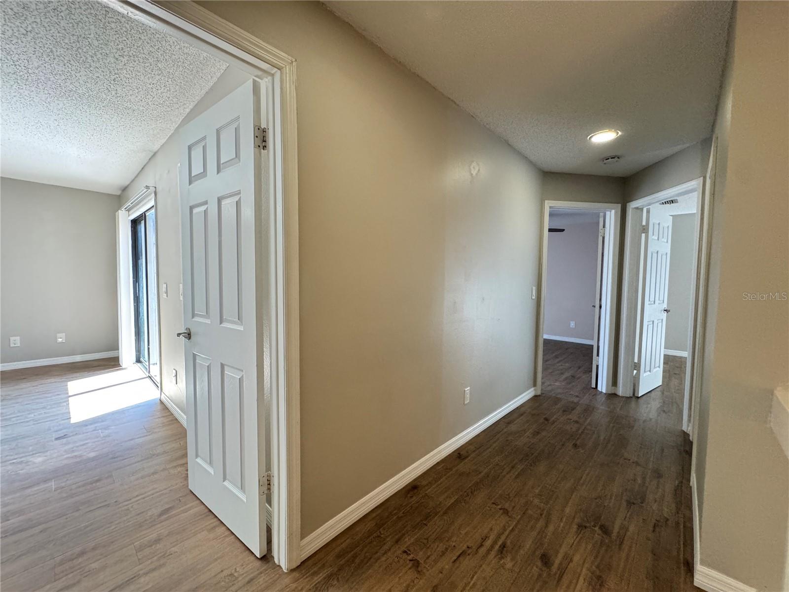 15311 W POND WOODS DR, TAMPA, FL, 33618