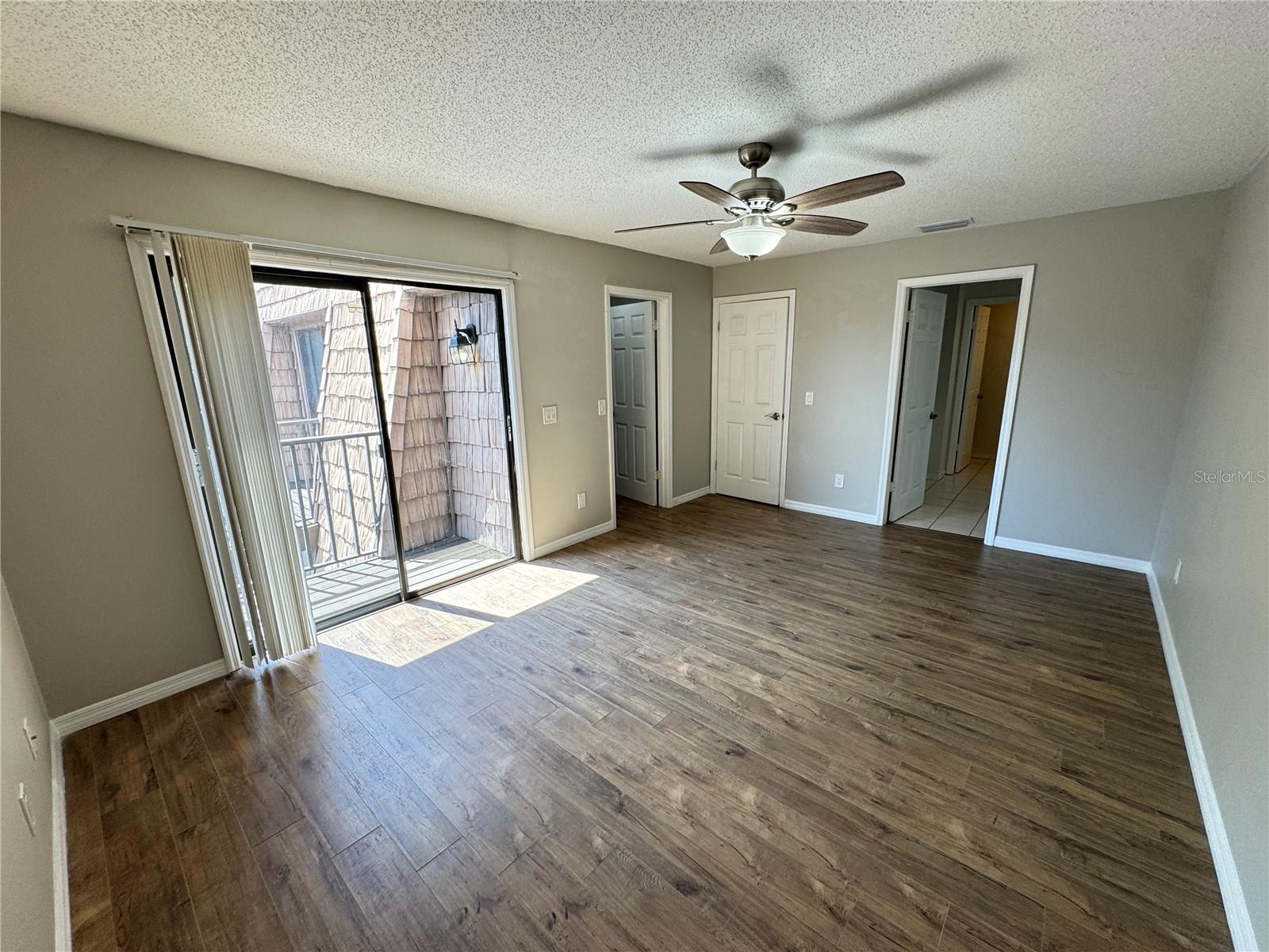 15311 W POND WOODS DR, TAMPA, FL, 33618