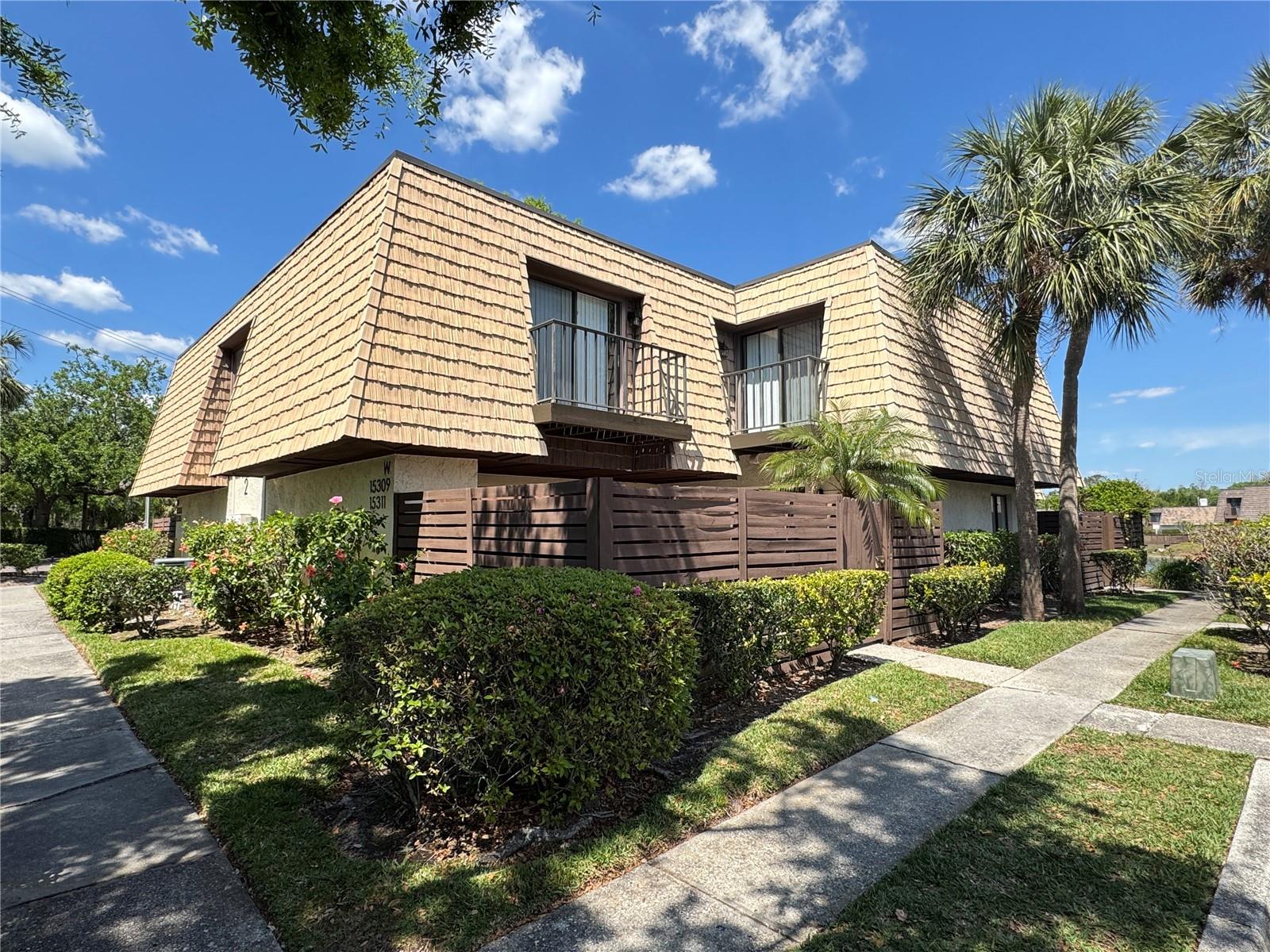 15311 W POND WOODS DR, TAMPA, FL, 33618