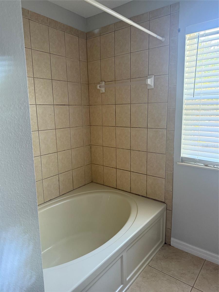 2151 RETREAT VIEW CIR, SANFORD, FL, 32771