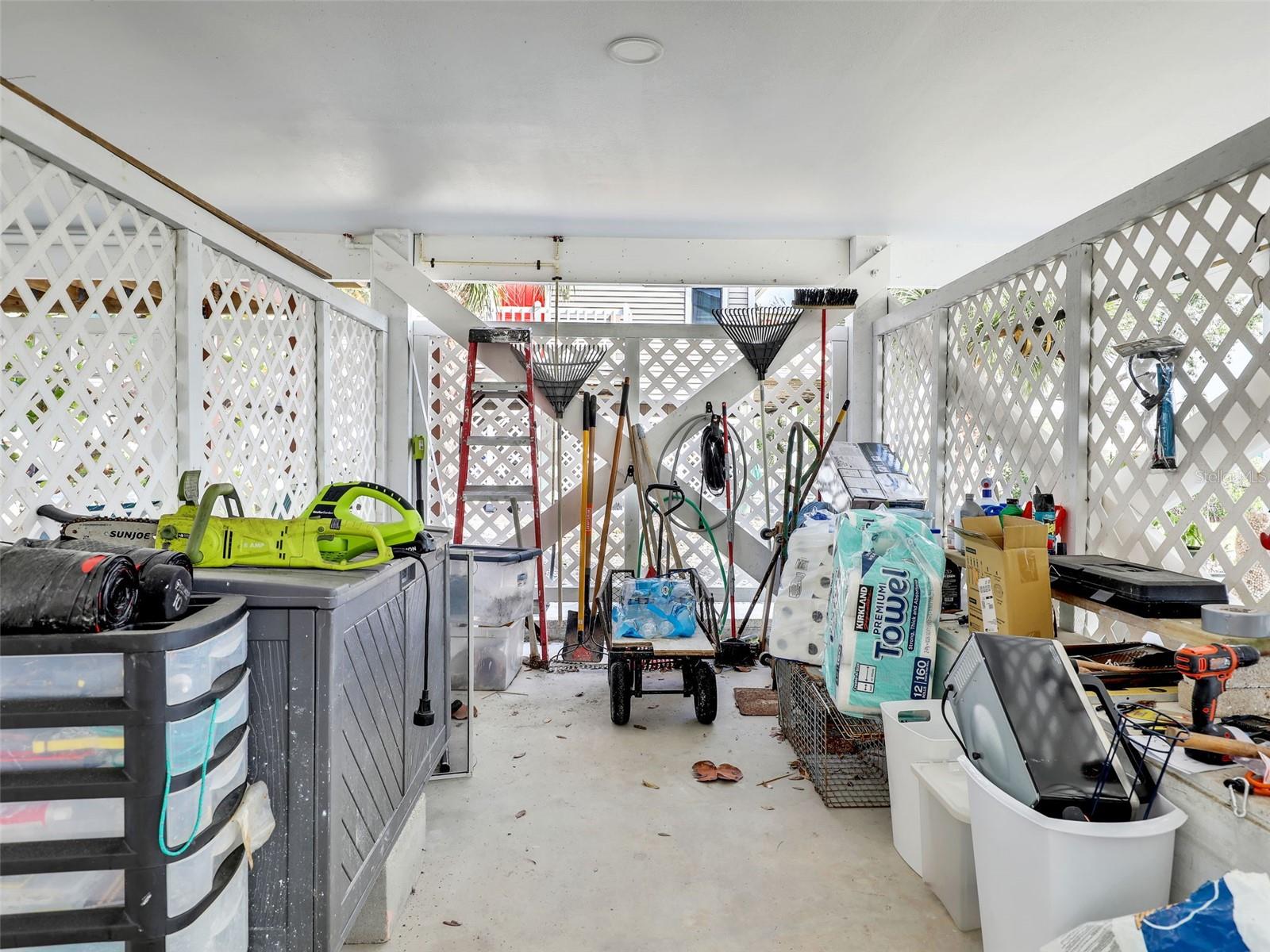 21687/689 INDIAN BAYOU DR, FORT MYERS BEACH, FL, 33931