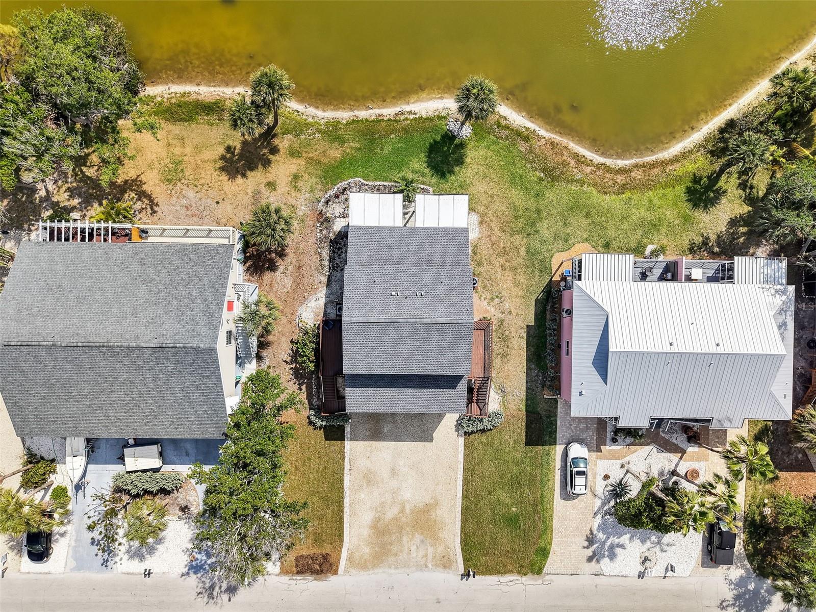 21687/689 INDIAN BAYOU DR, FORT MYERS BEACH, FL, 33931