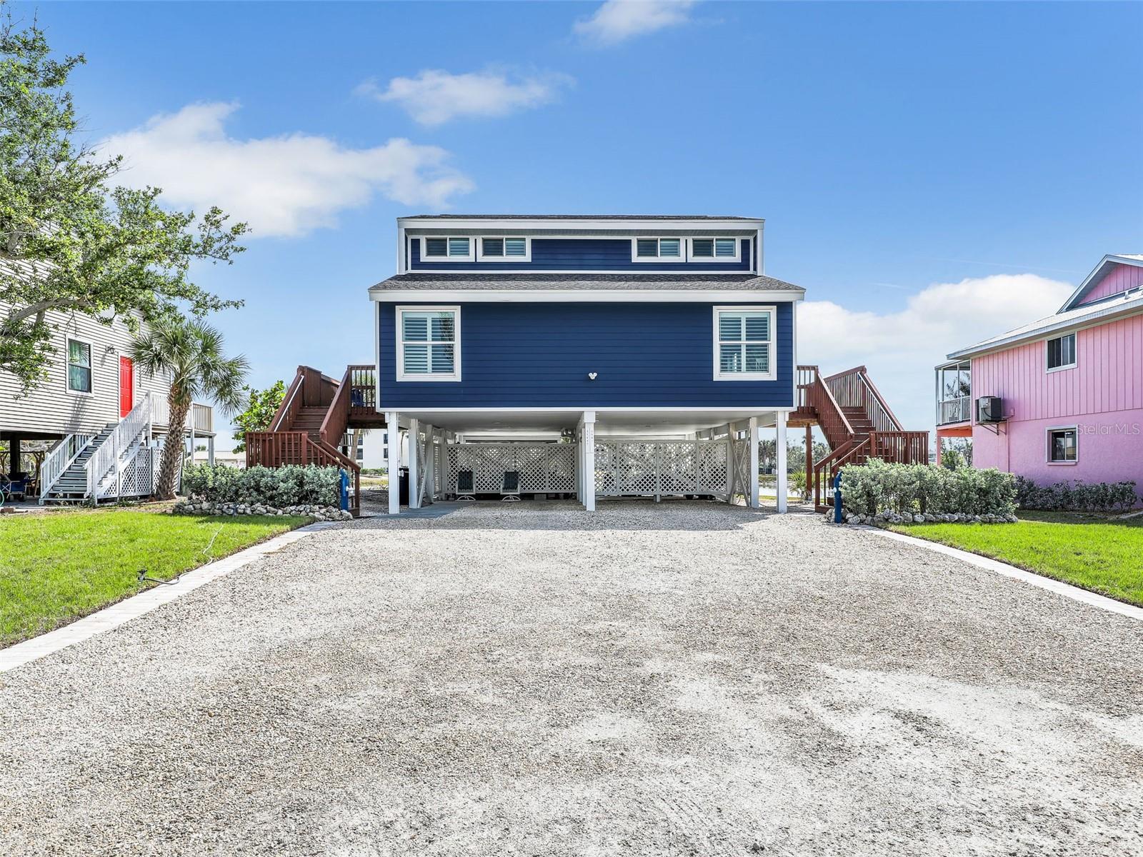 21687/689 INDIAN BAYOU DR, FORT MYERS BEACH, FL, 33931