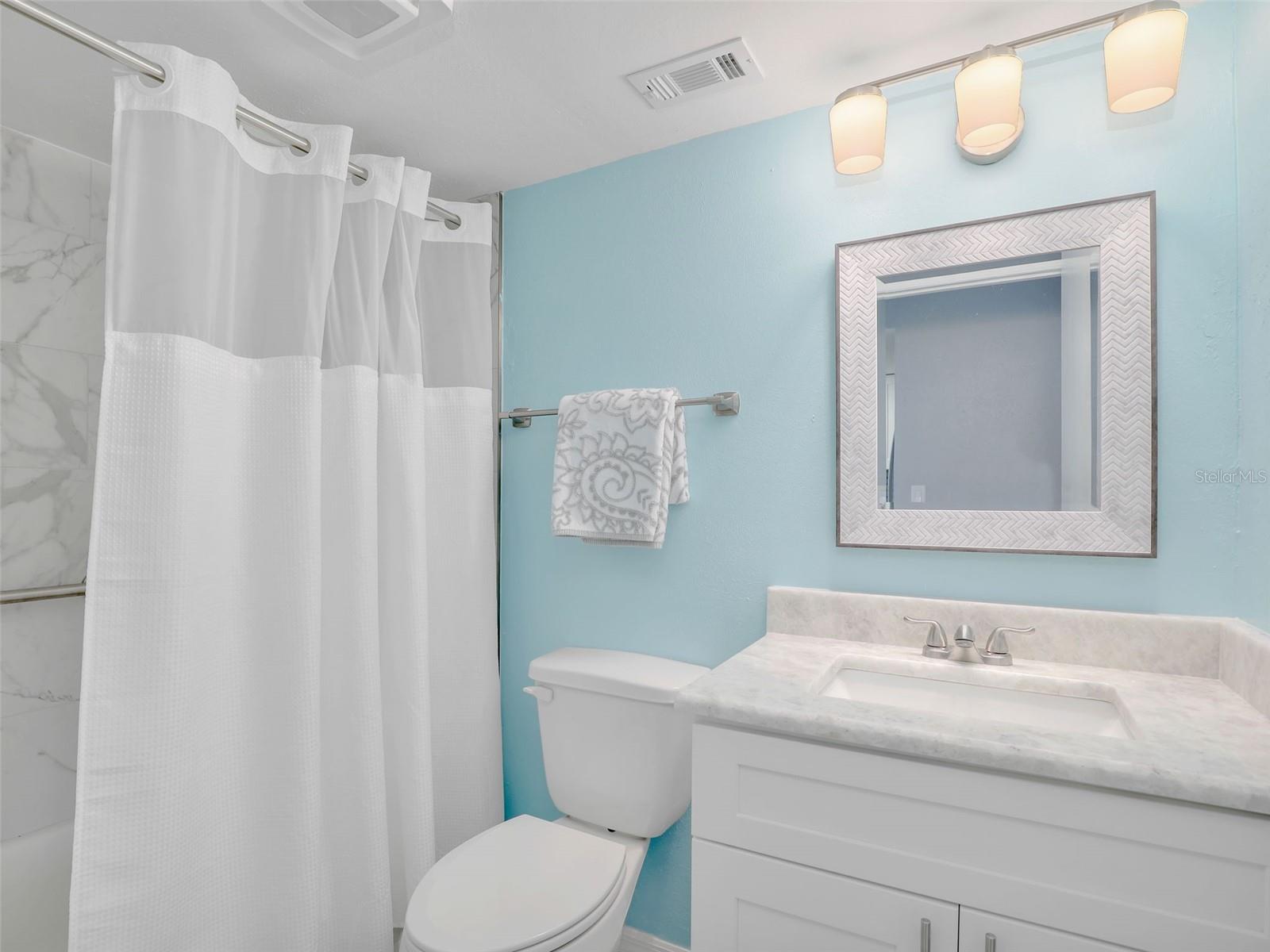 21687/689 INDIAN BAYOU DR, FORT MYERS BEACH, FL, 33931