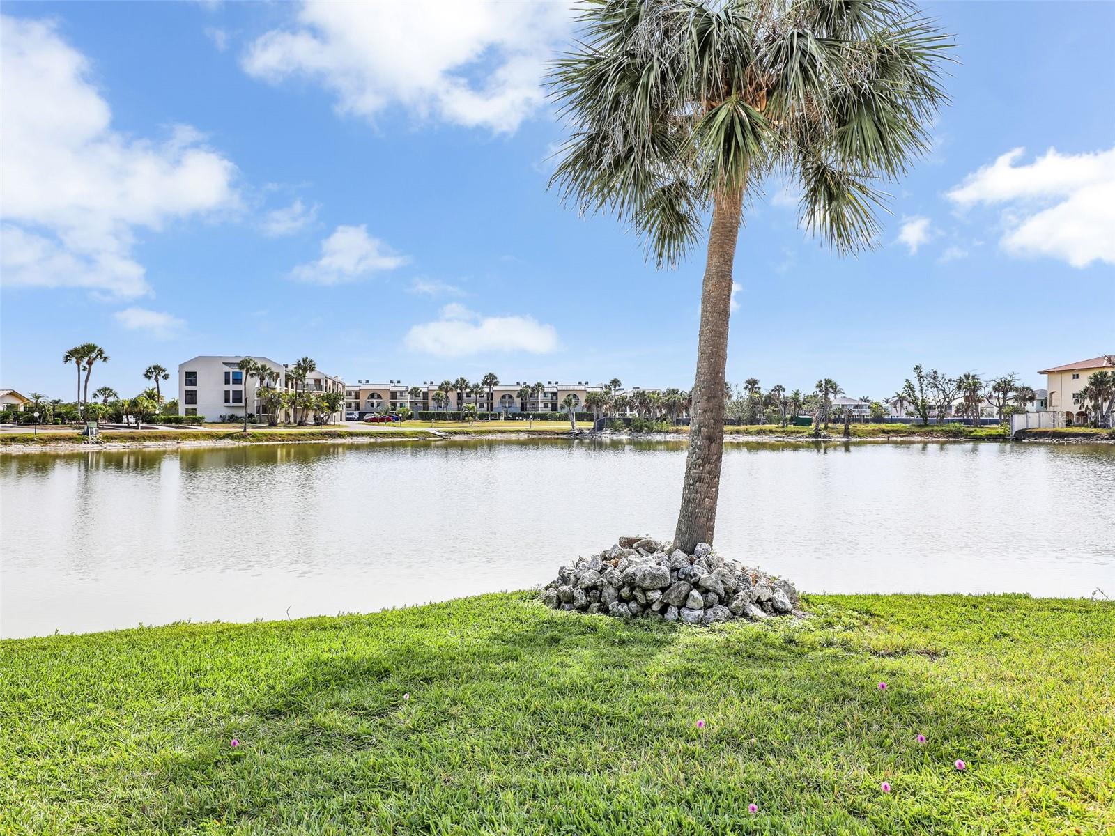 21687/689 INDIAN BAYOU DR, FORT MYERS BEACH, FL, 33931