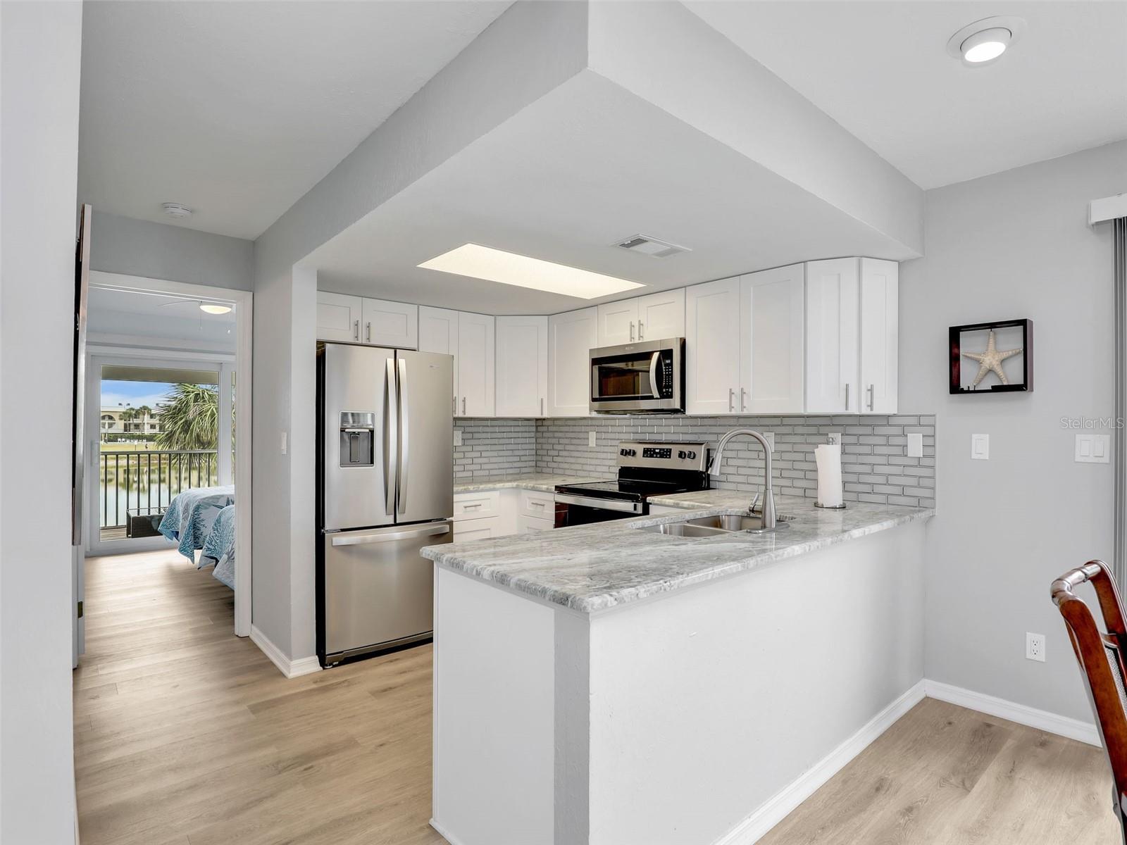 21687/689 INDIAN BAYOU DR, FORT MYERS BEACH, FL, 33931