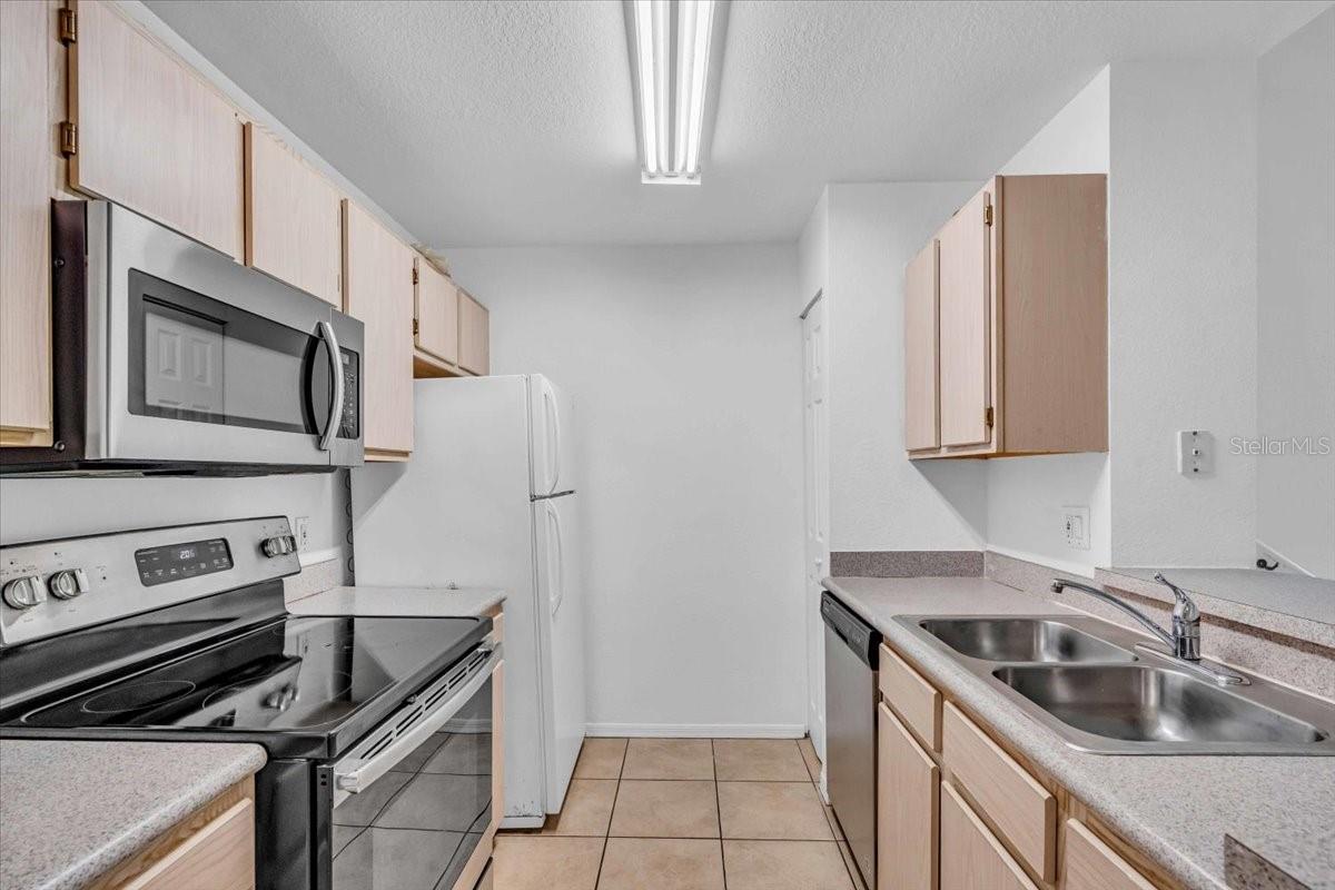 7405 VISTA WAY #202, LAKEWOOD RANCH, FL, 34202