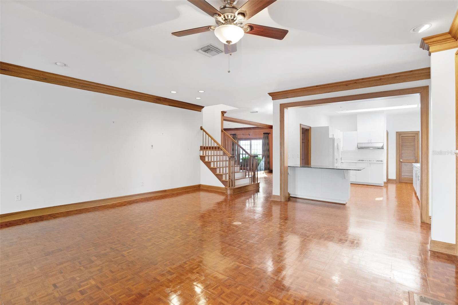15612 HOWELL PARK LN, TAMPA, FL, 33625