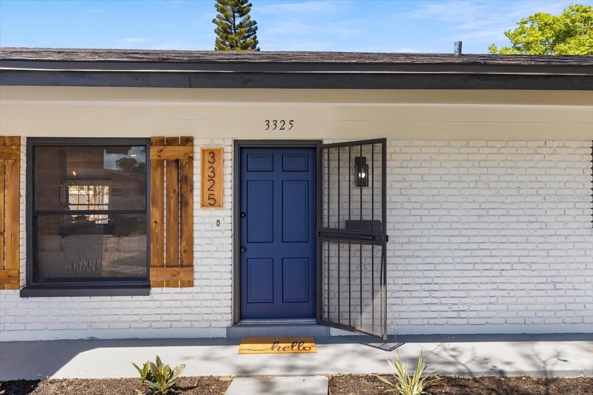 3325 W PARIS ST, TAMPA, FL, 33614