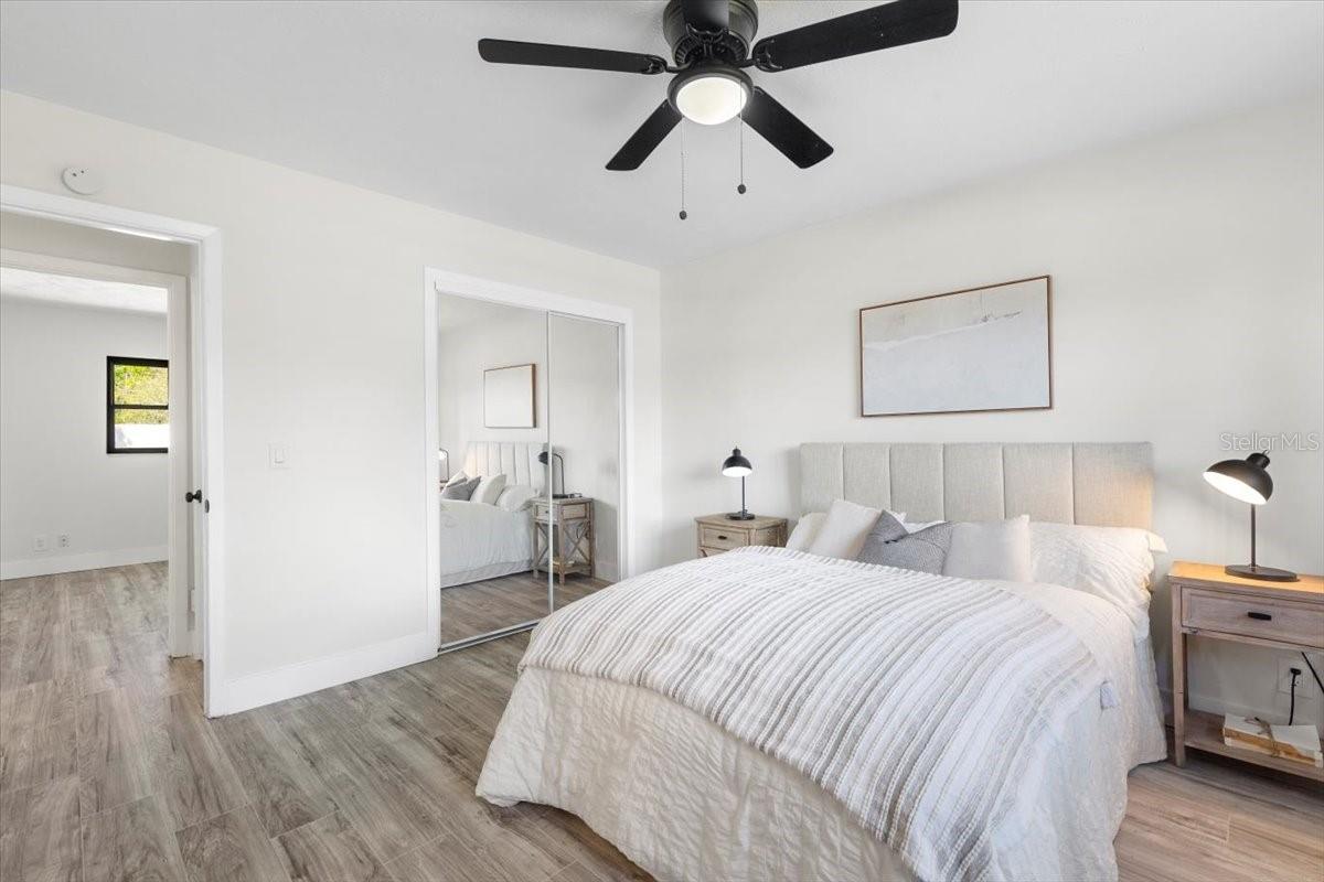 3325 W PARIS ST, TAMPA, FL, 33614